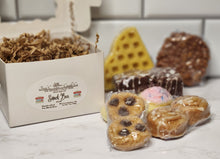 Load image into Gallery viewer, Snack Box Wax Melts (Small)