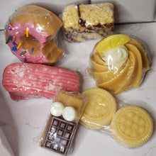 Load image into Gallery viewer, Snack Box Wax Melts (Large)