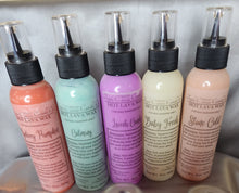 Load image into Gallery viewer, Hot Lava (Squeezable) Wax Melt