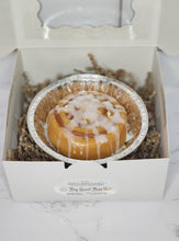 Load image into Gallery viewer, Big Sweet Bun