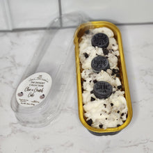 Load image into Gallery viewer, 3 Wick Dessert Tin Cakes
